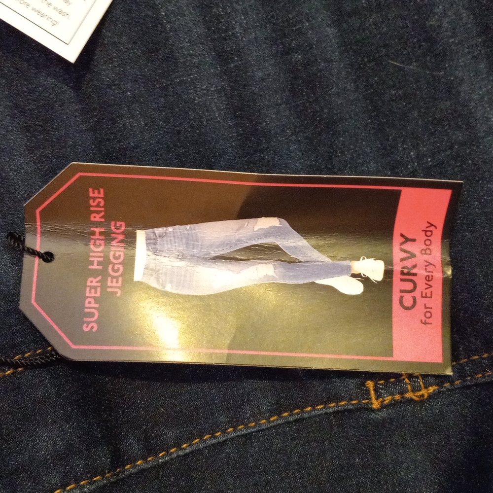 Jeans - Picture 6 of 14